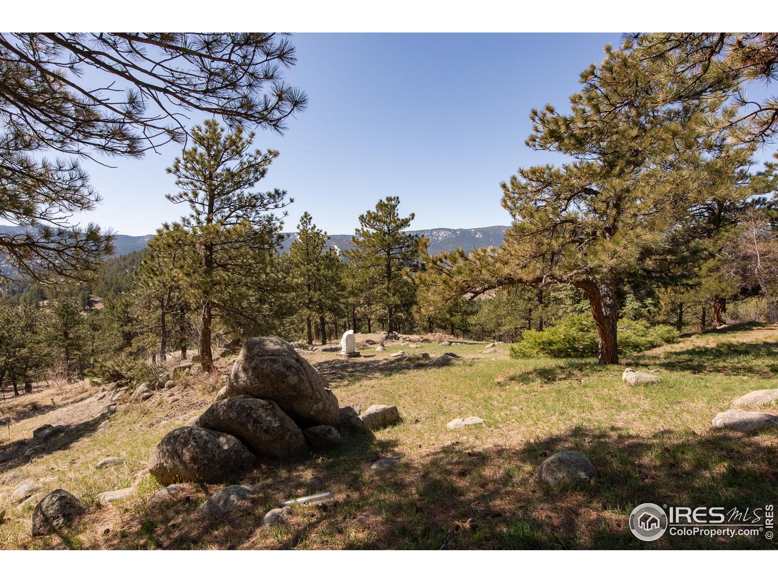 2358 Sunshine Canyon Dr