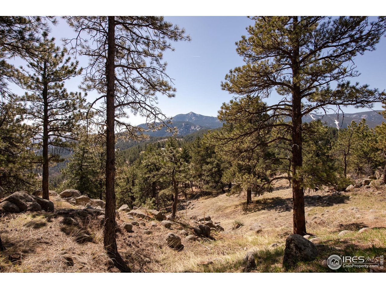 2358 Sunshine Canyon Dr