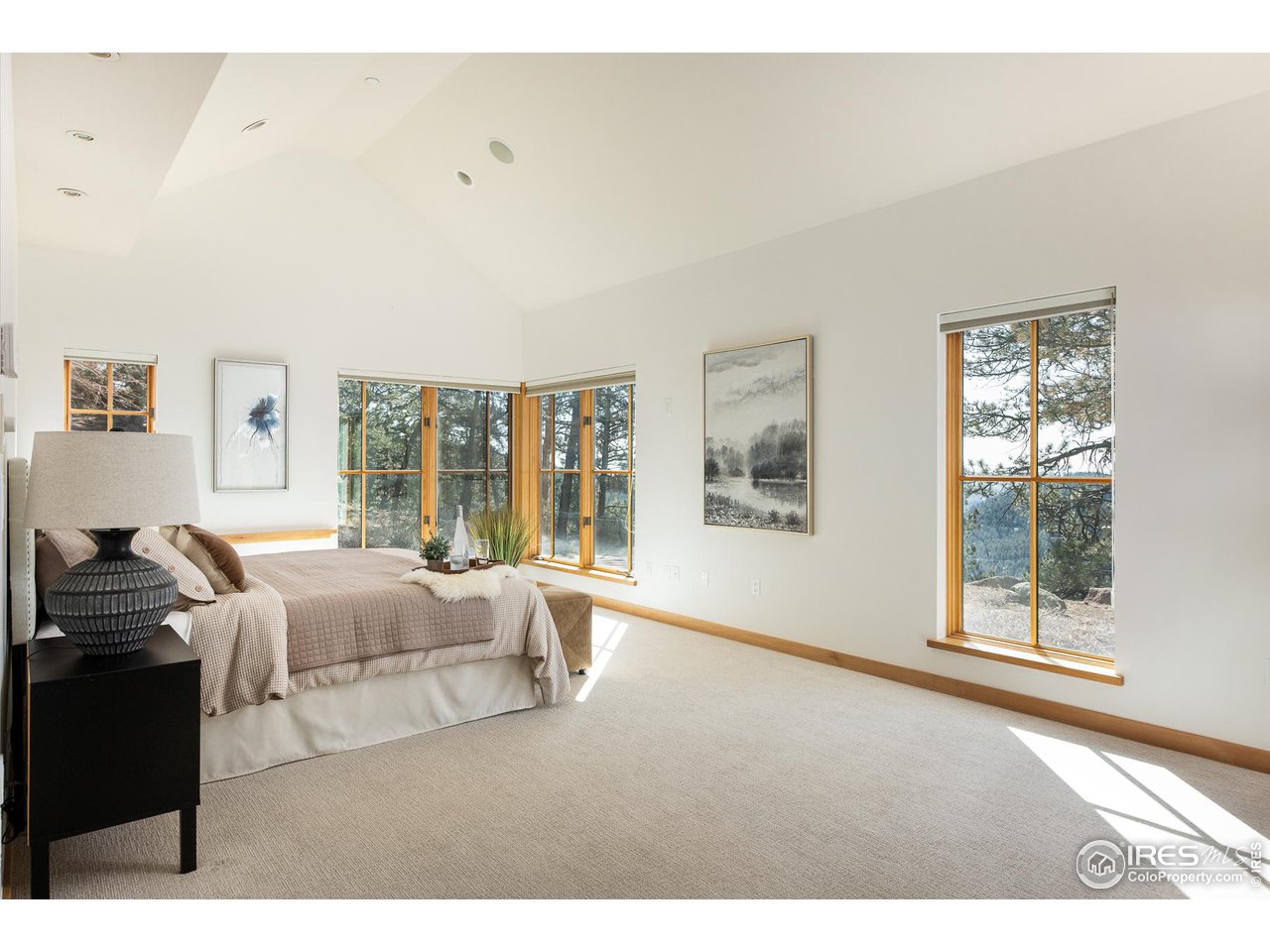 2358 Sunshine Canyon Dr