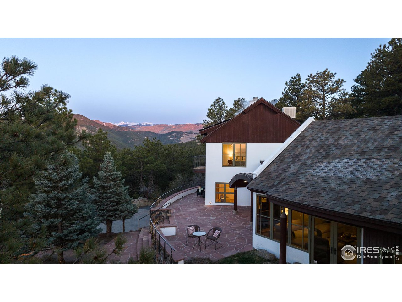 2358 Sunshine Canyon Dr