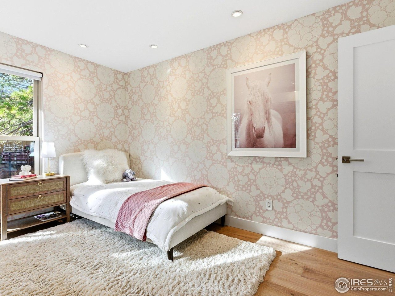 3716 Wonderland Hill Ave