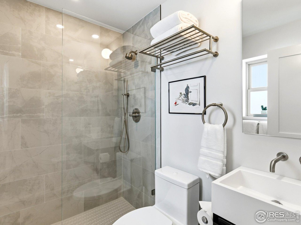 3716 Wonderland Hill Ave