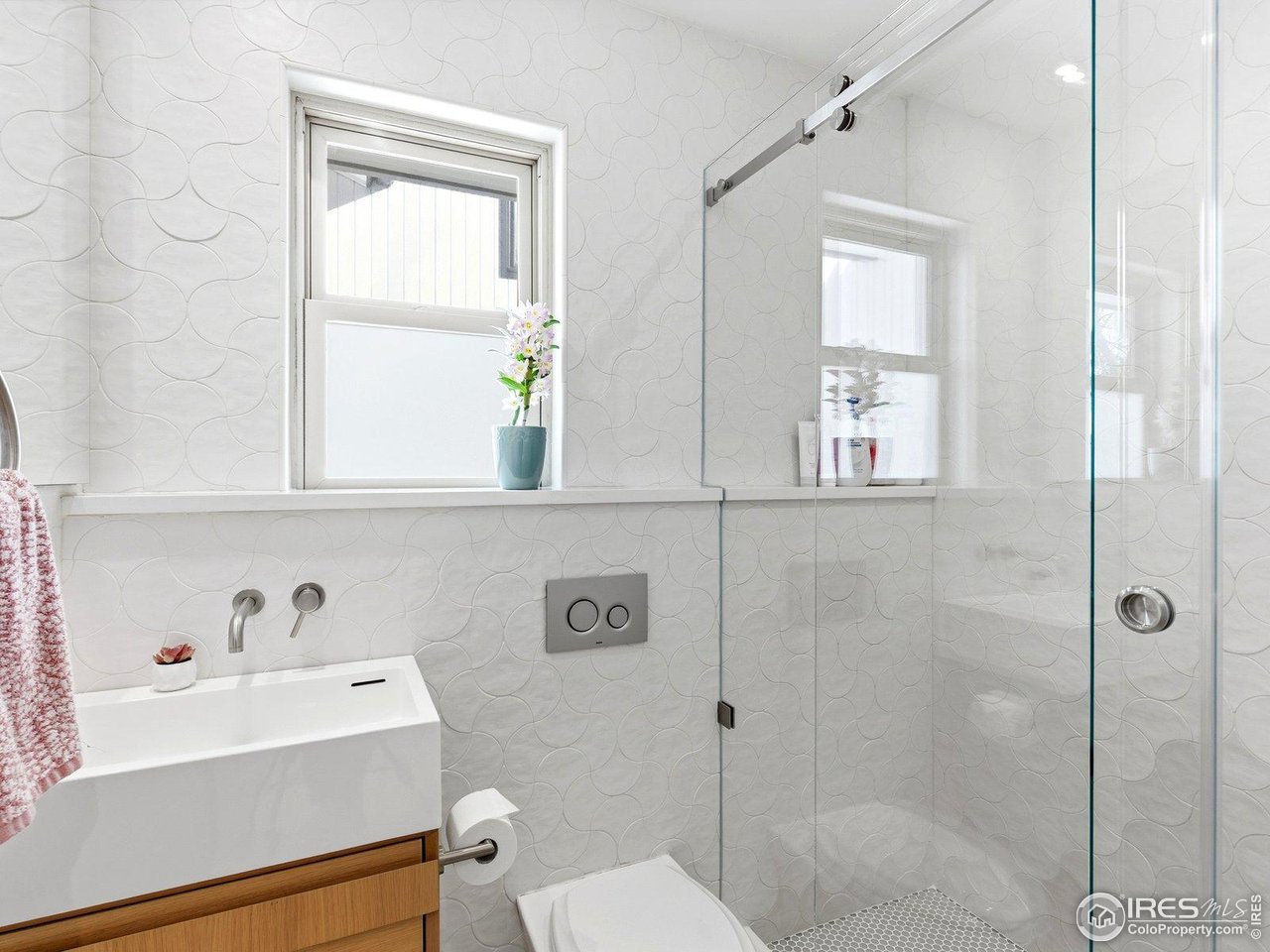 3716 Wonderland Hill Ave