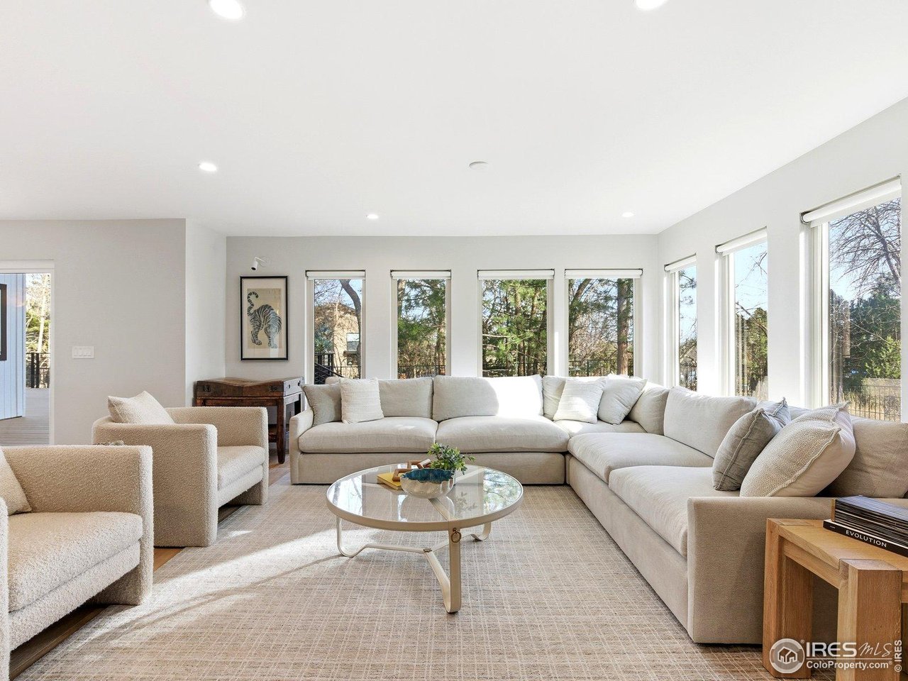 3716 Wonderland Hill Ave