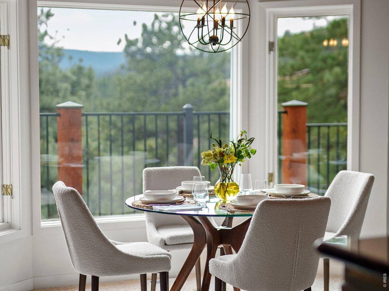 4300 Sunshine Canyon Dr