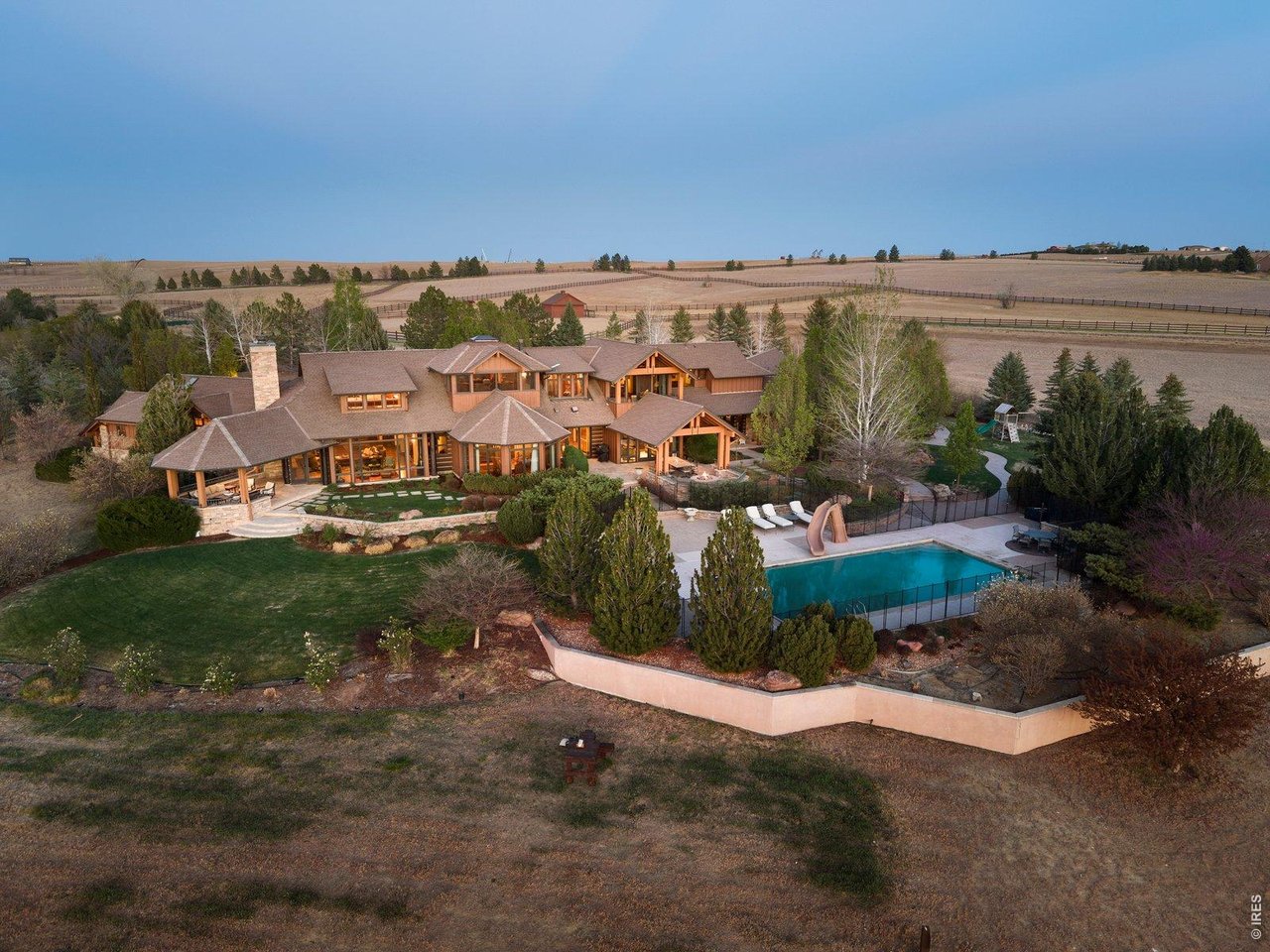 15383 E County Line Rd