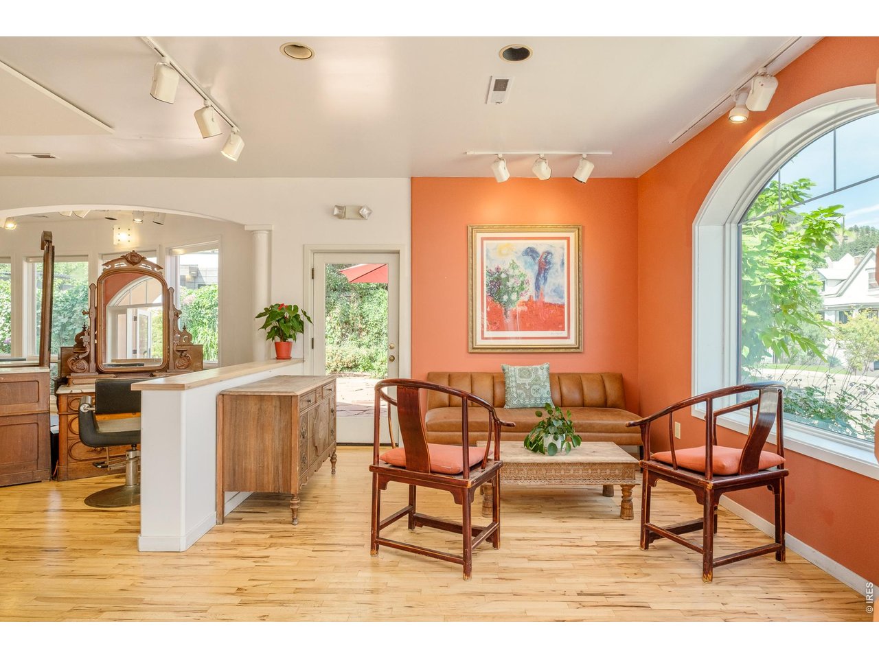 380 Arapahoe Ave