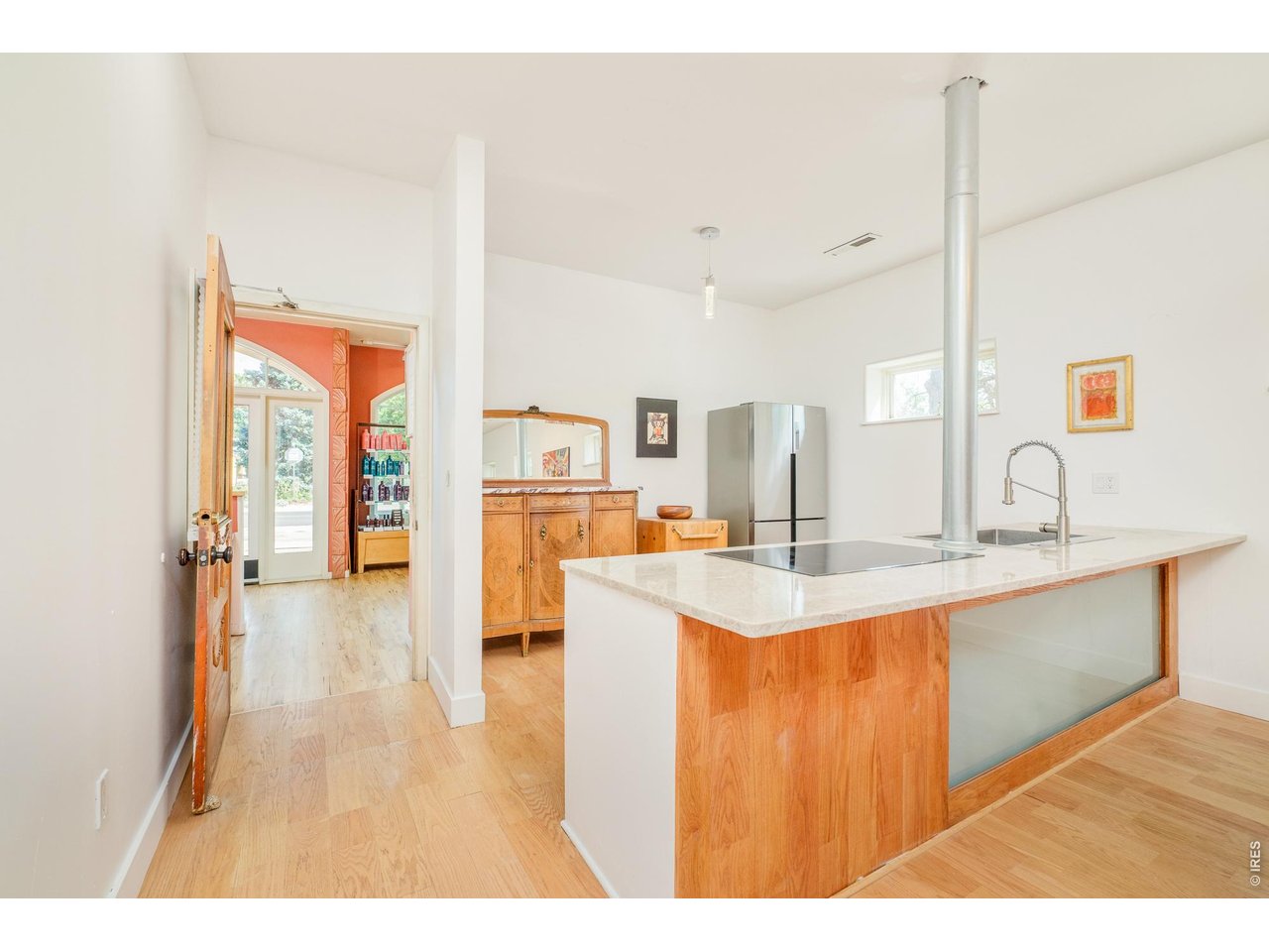 380 Arapahoe Ave