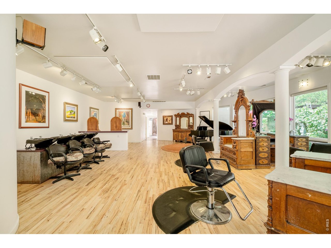 380 Arapahoe Ave