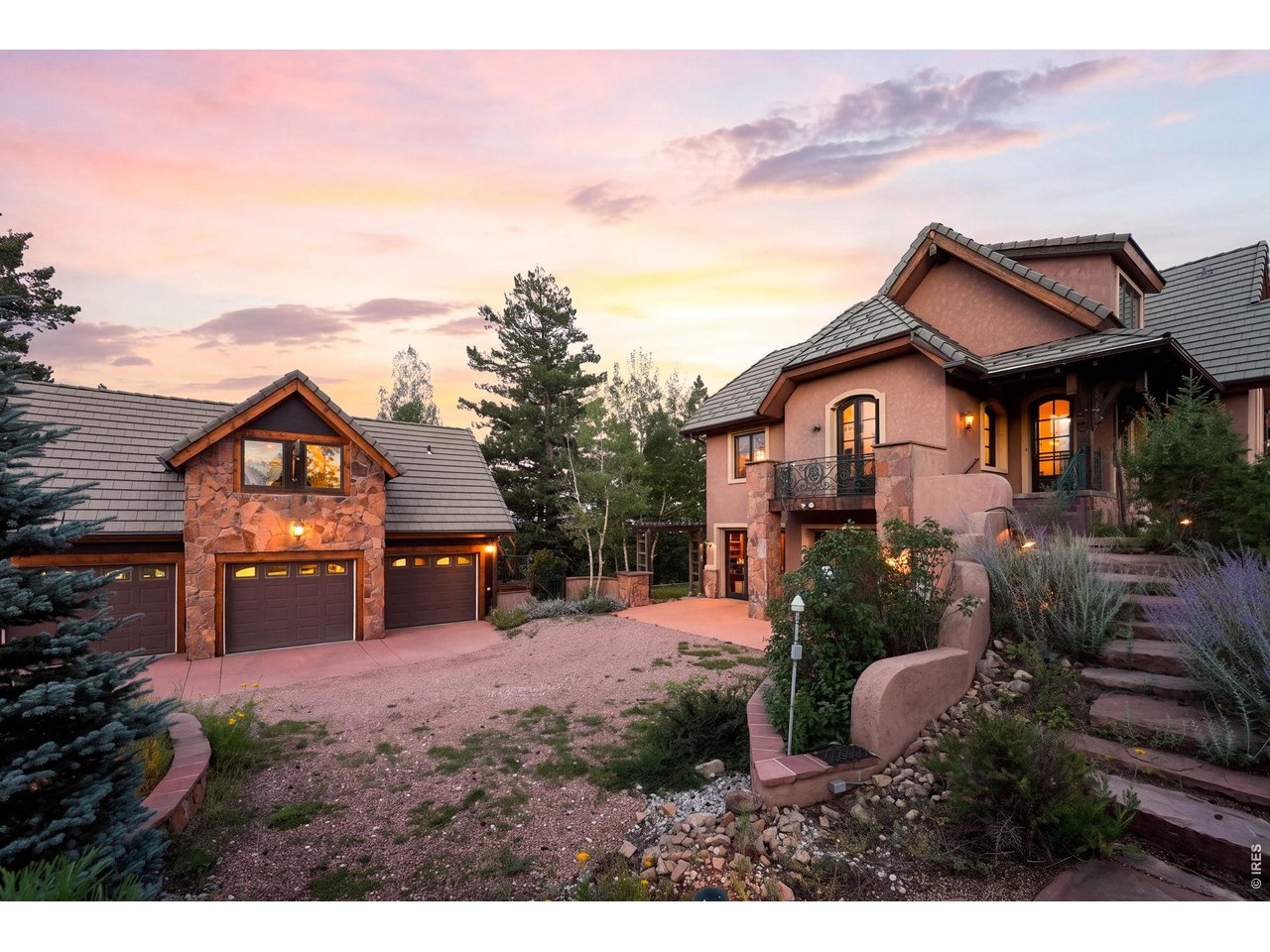 2717 Bison Dr