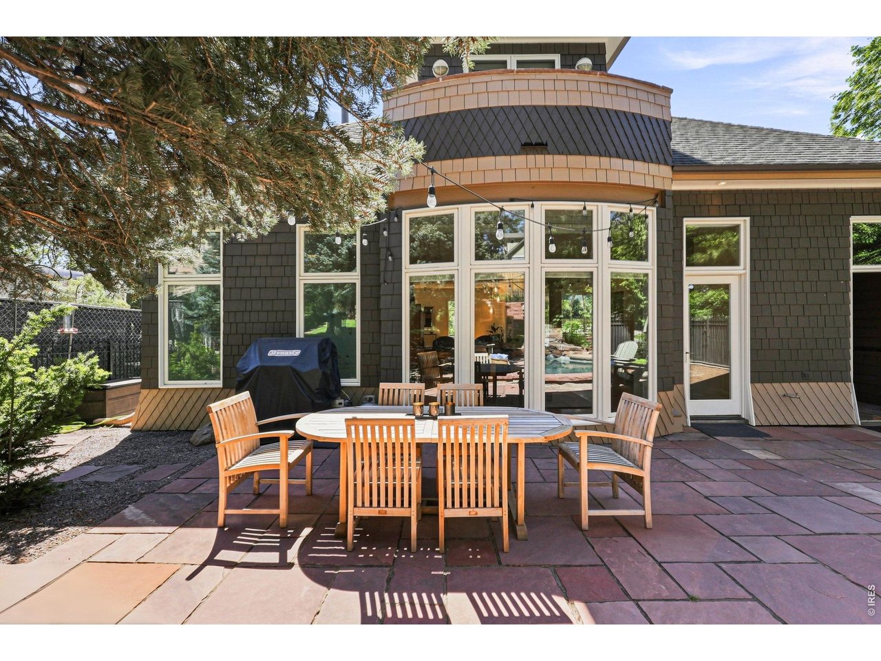 403 Mountain View Rd