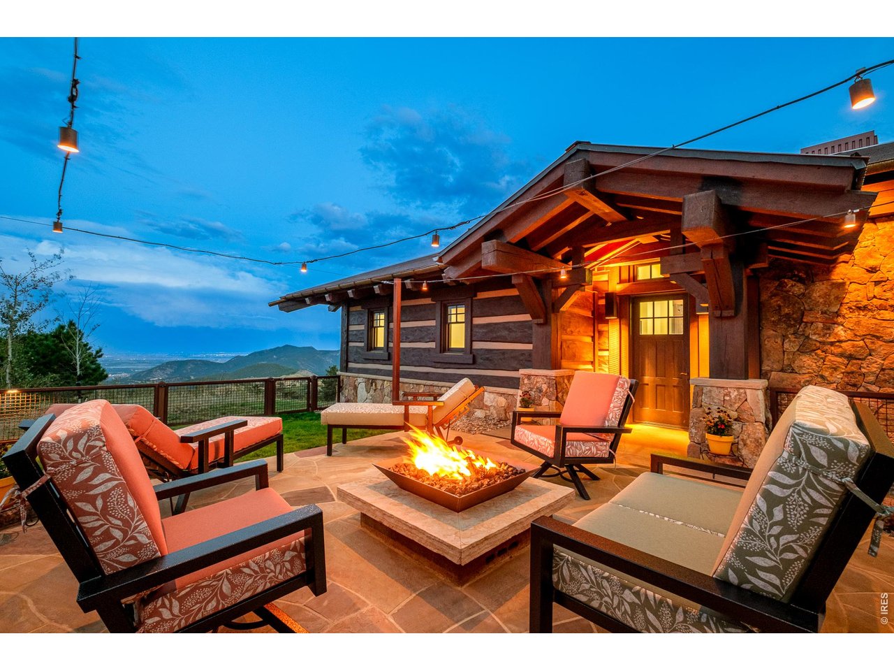 307 Labelle Rd