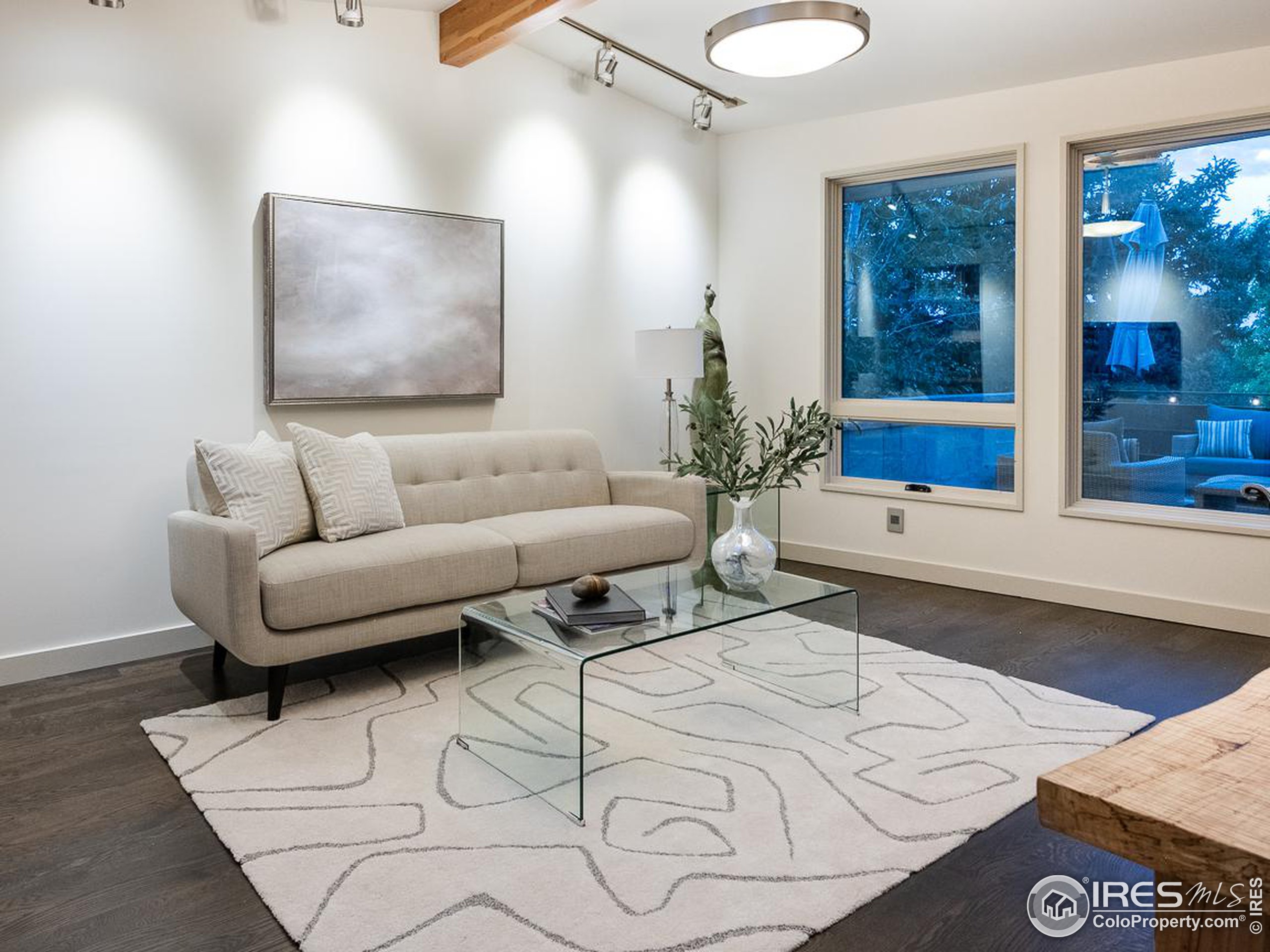 1431 Bluebell Ave