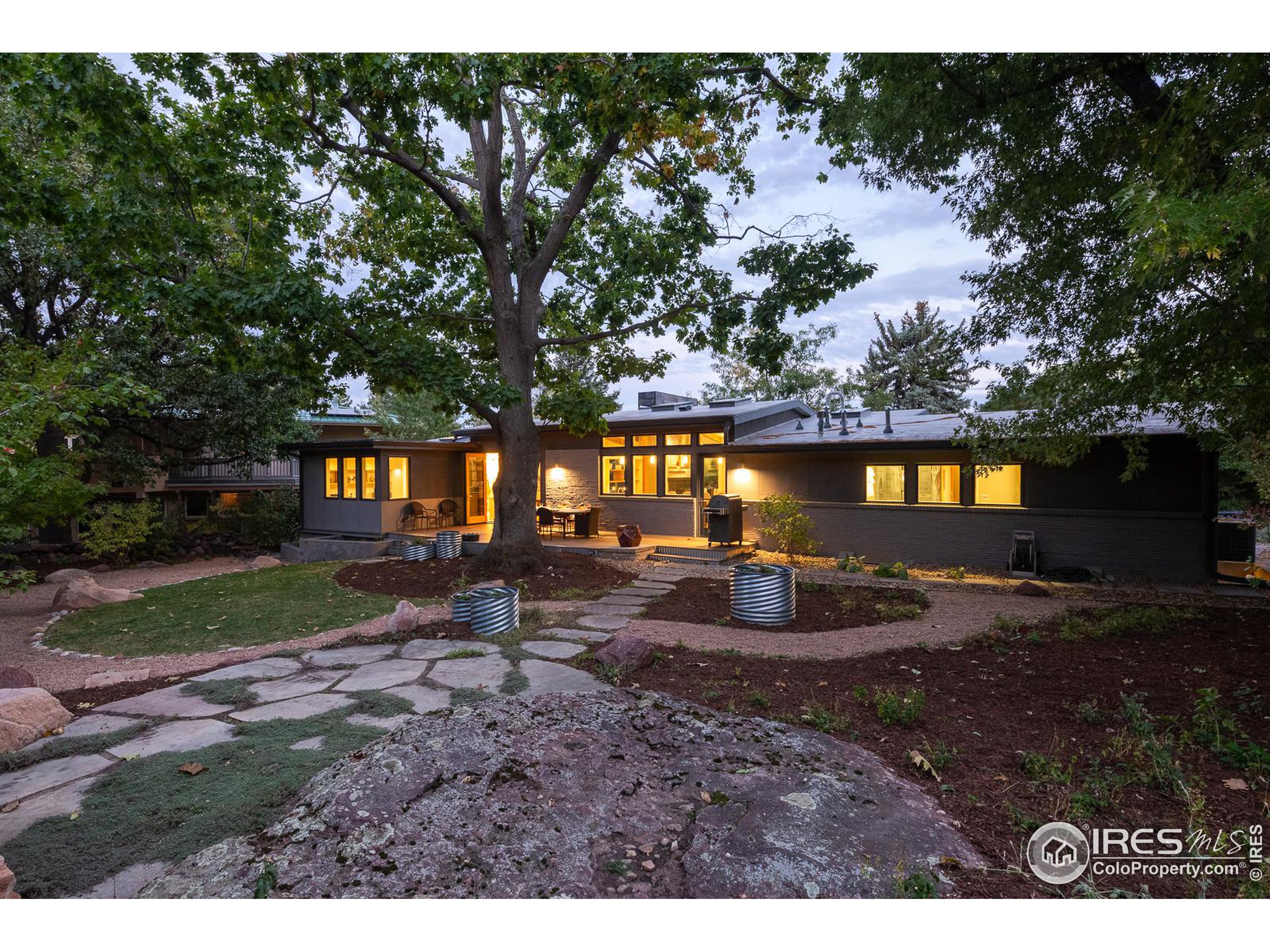 1431 Bluebell Ave