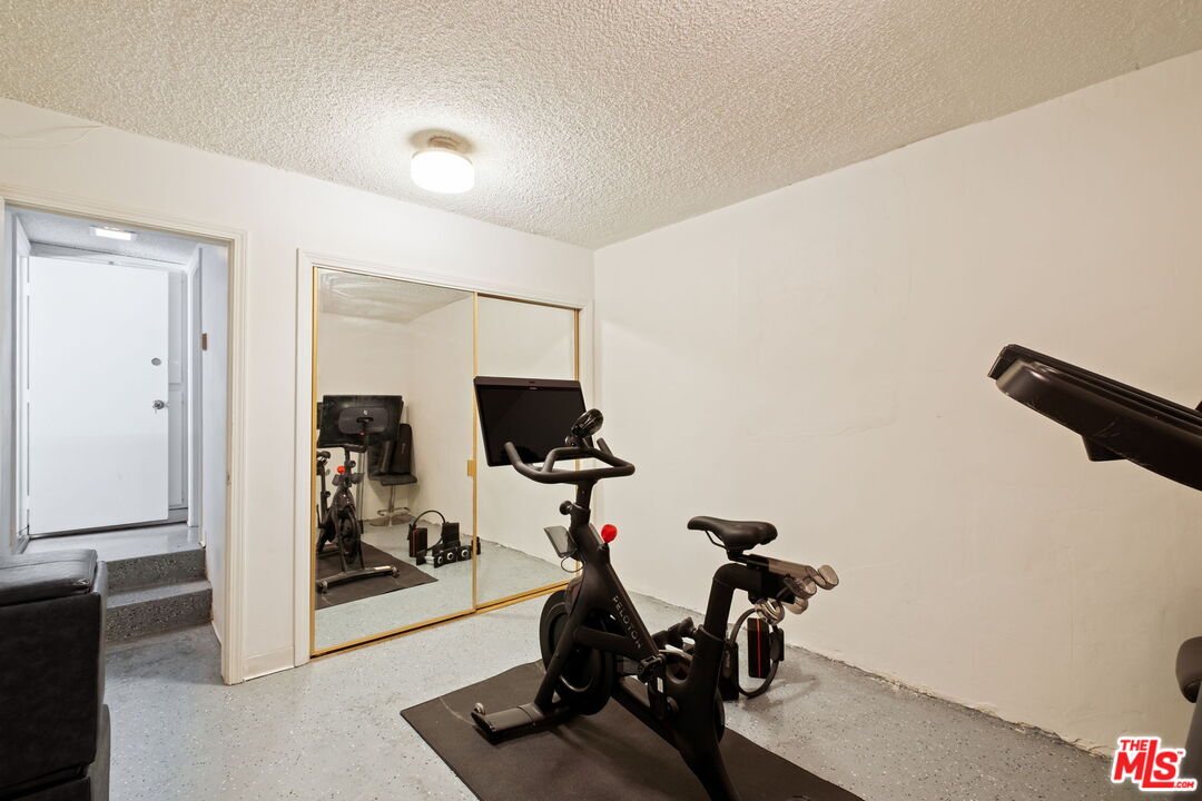 207 S Oakland Ave Unit: A