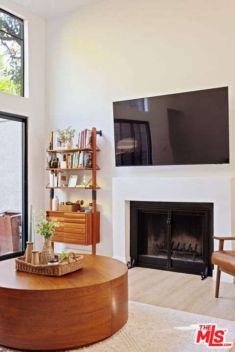 207 S Oakland Ave Unit: A