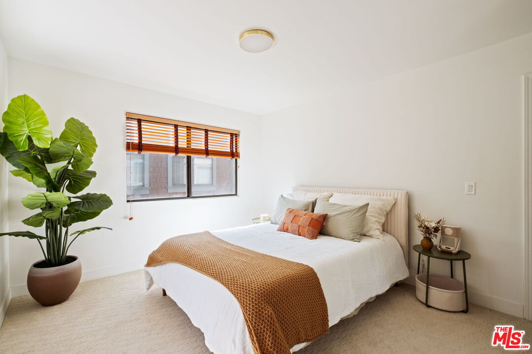 207 S Oakland Ave Unit: A