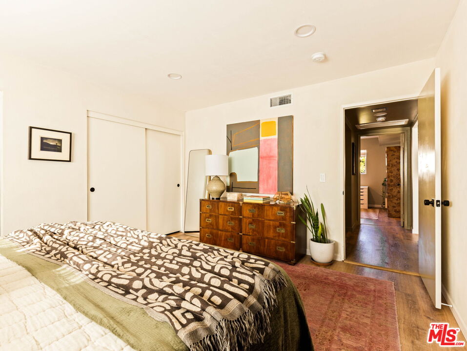 3015 Division St Unit: 219