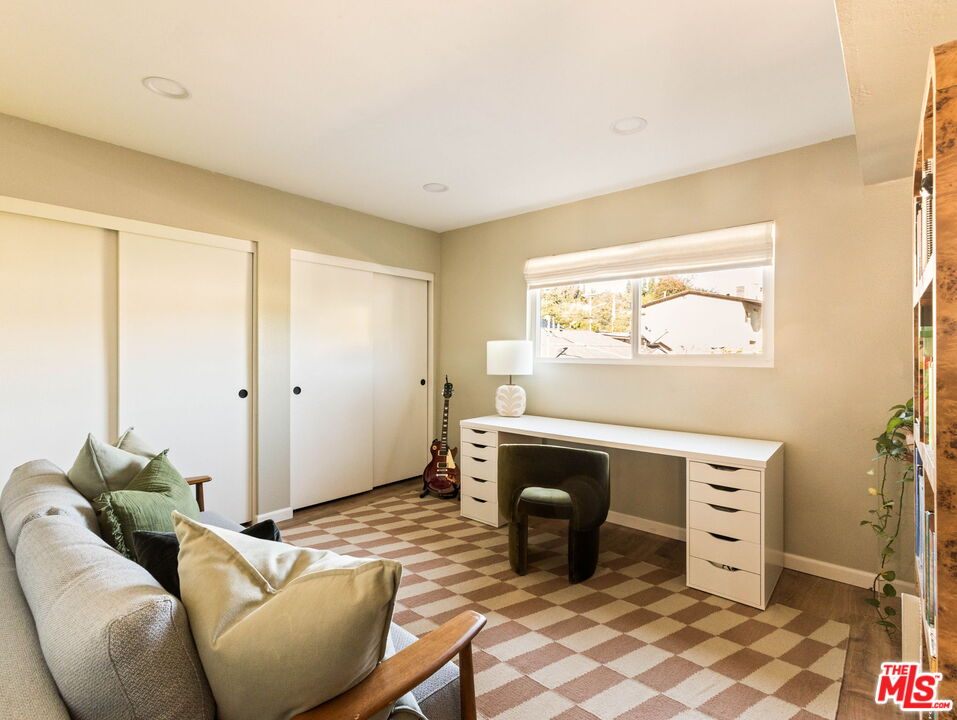 3015 Division St Unit: 219