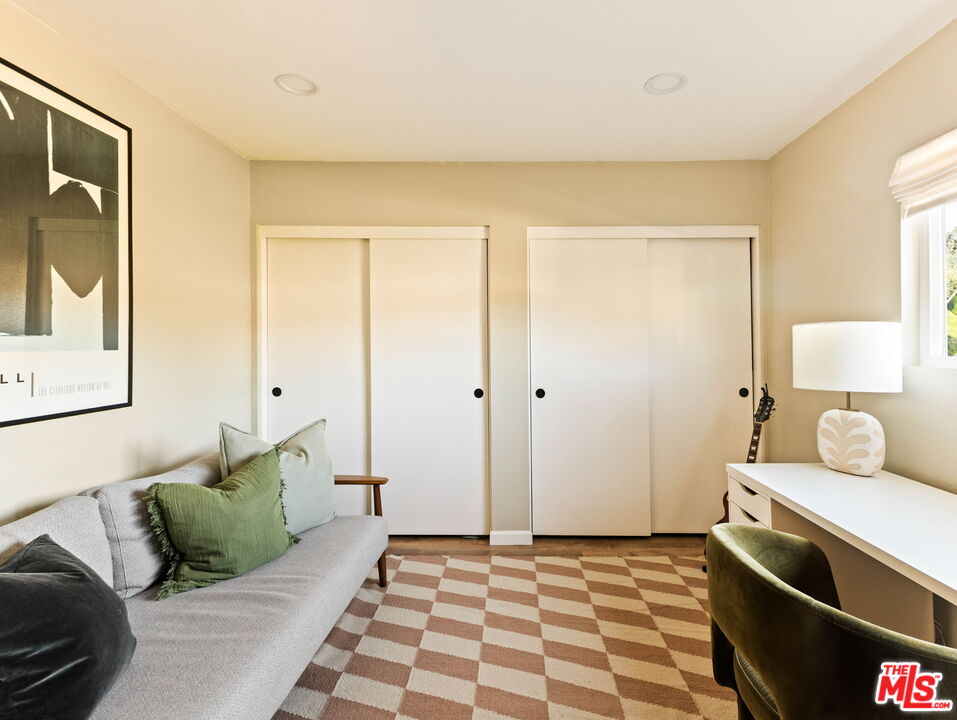 3015 Division St Unit: 219