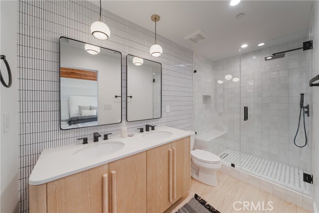 24722 Santa Clara