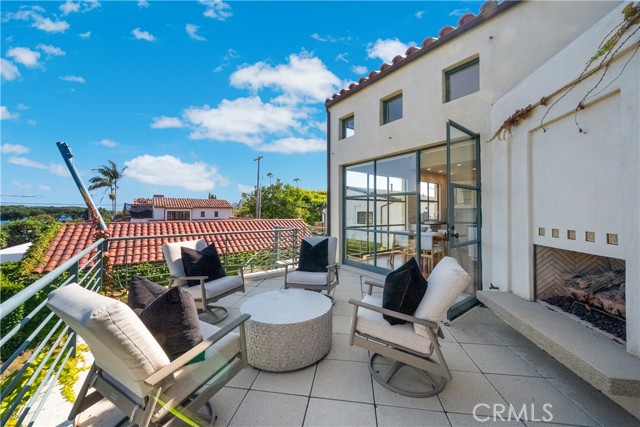 24722 Santa Clara