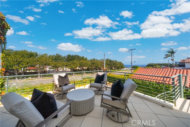 24722 Santa Clara