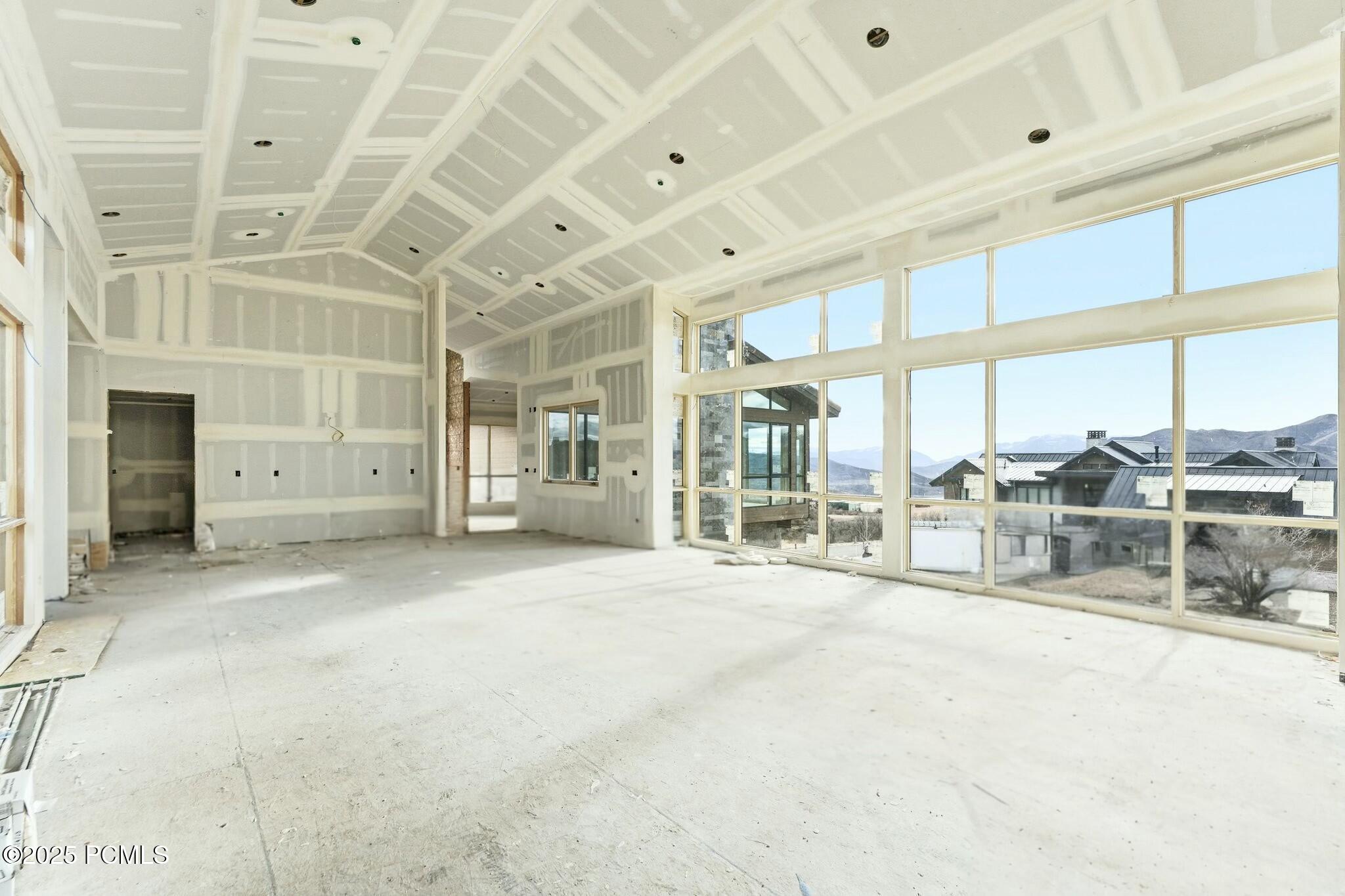 11004 N Wrangler Circle