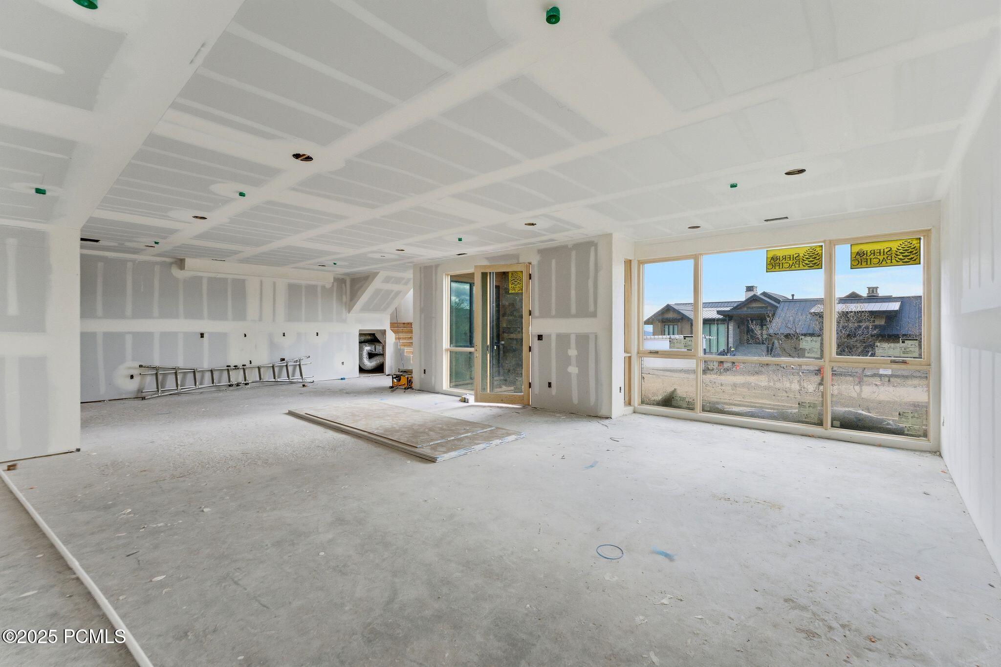 11004 N Wrangler Circle