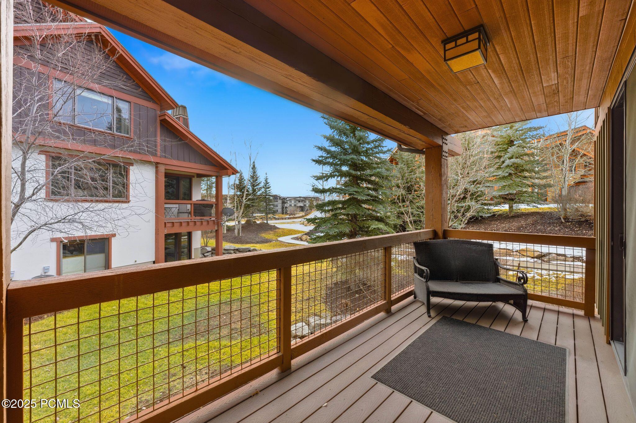 1273 W Stillwater Drive