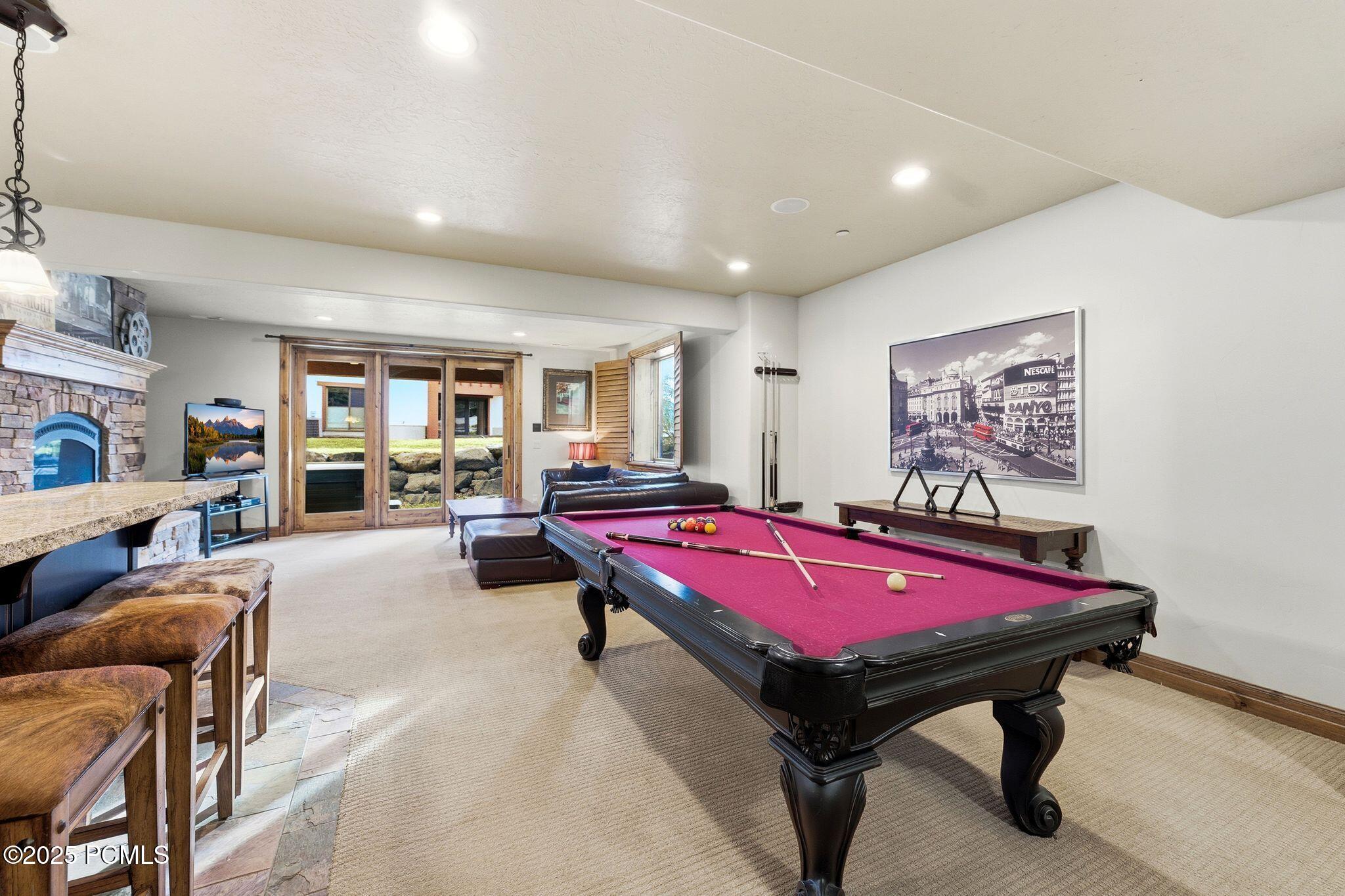 1273 W Stillwater Drive