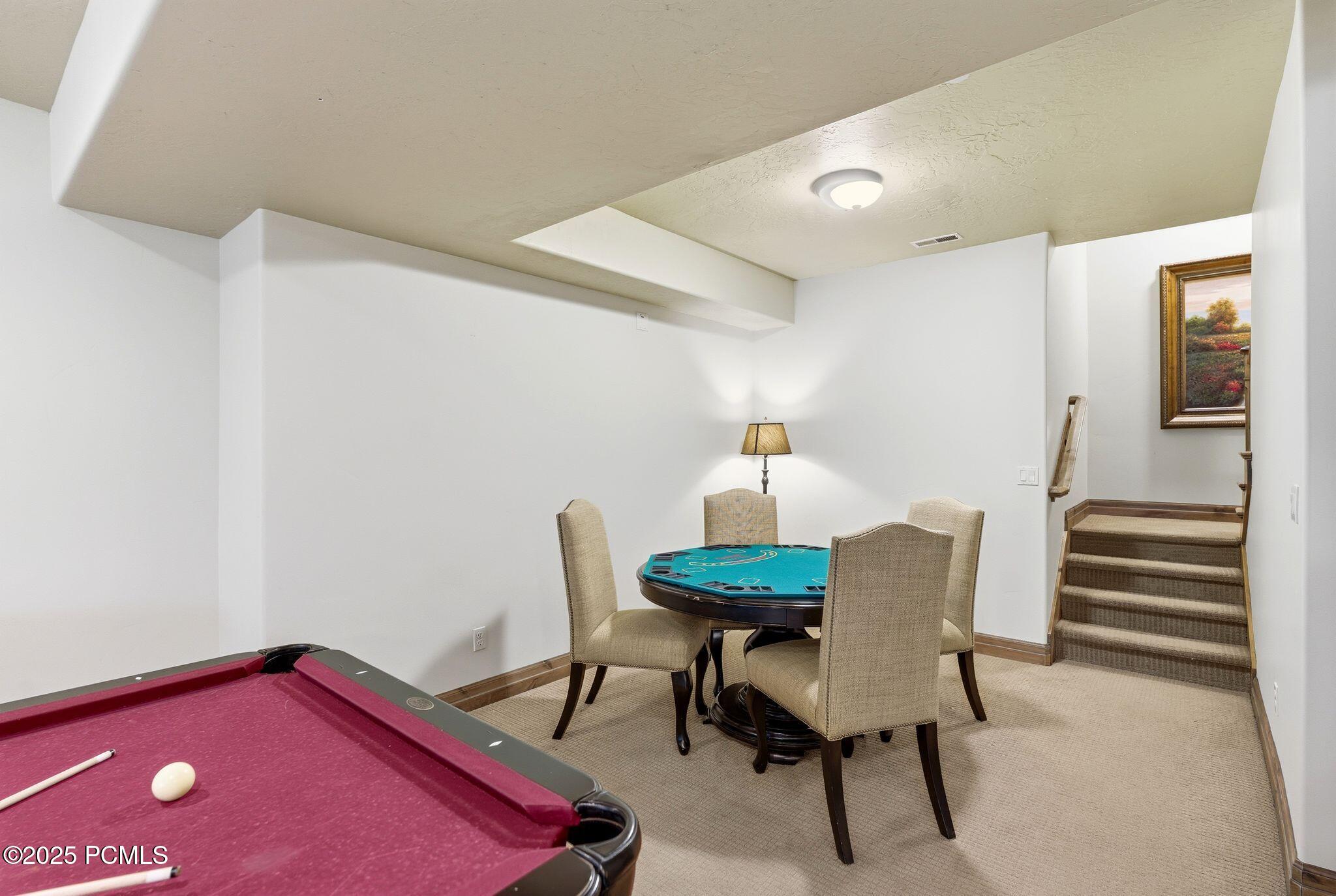 1273 W Stillwater Drive