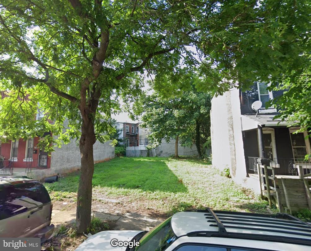 5517 W Oxford St