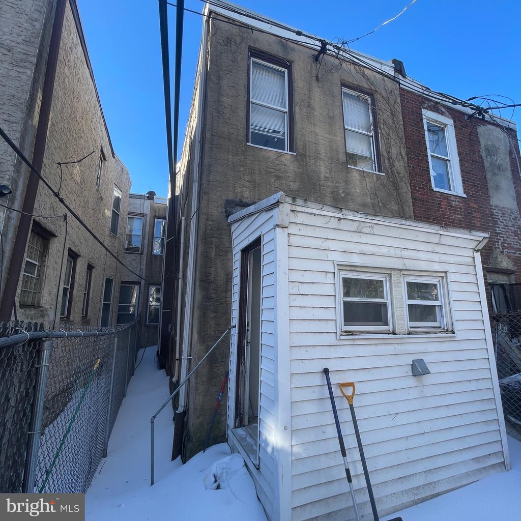 5545 LOCUST STREET