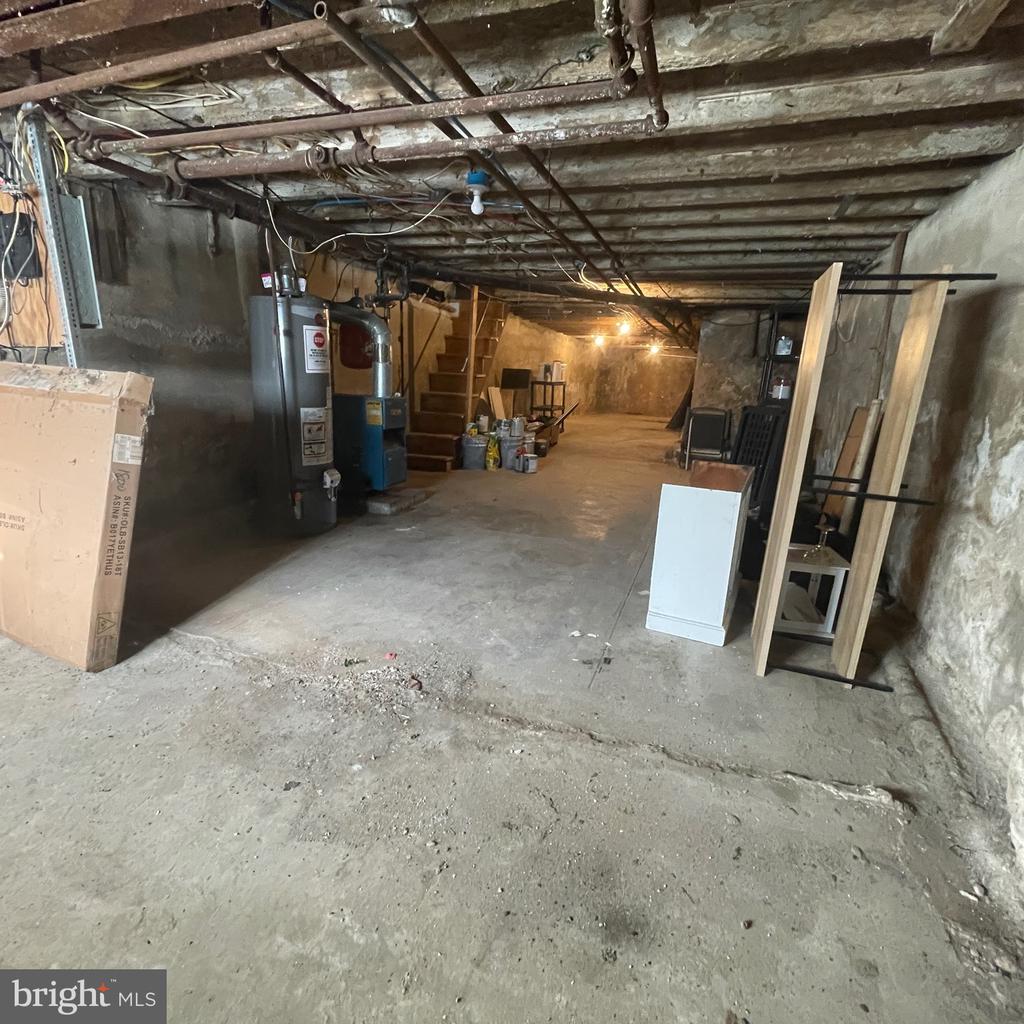 5545 LOCUST STREET