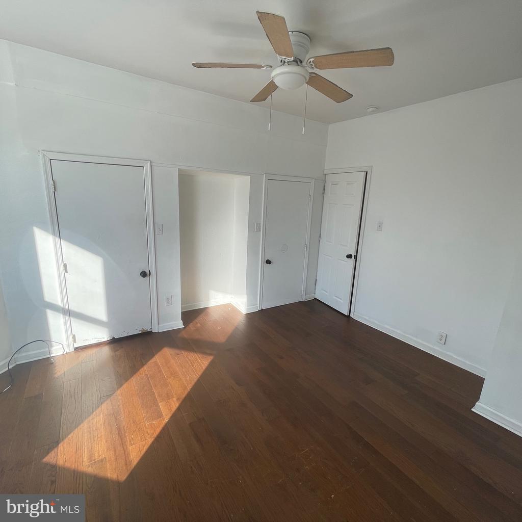 5545 LOCUST STREET