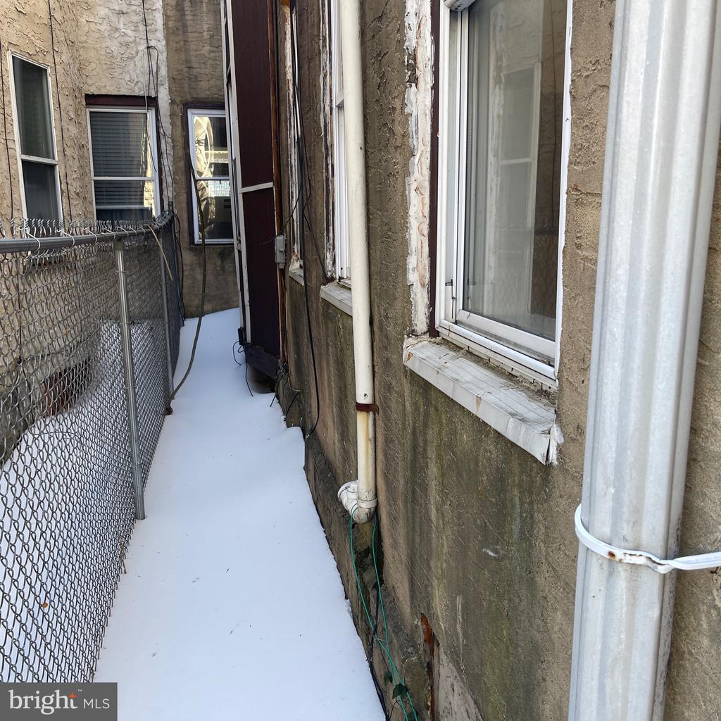 5545 LOCUST STREET