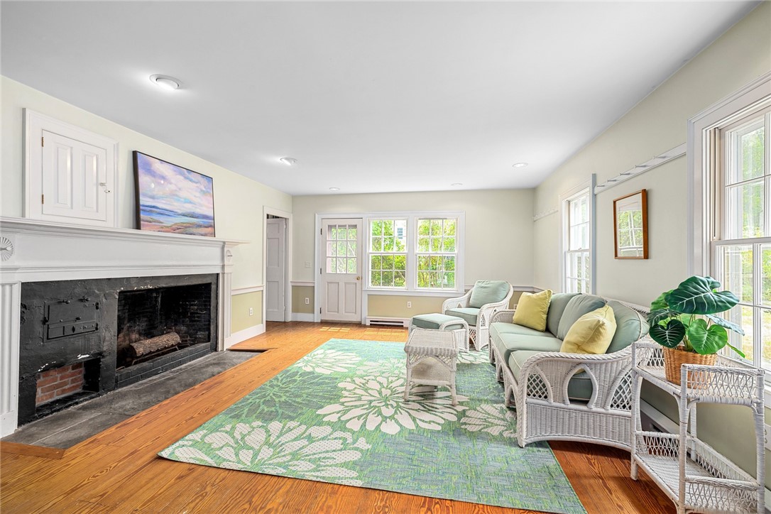 51 Old Harbor Road