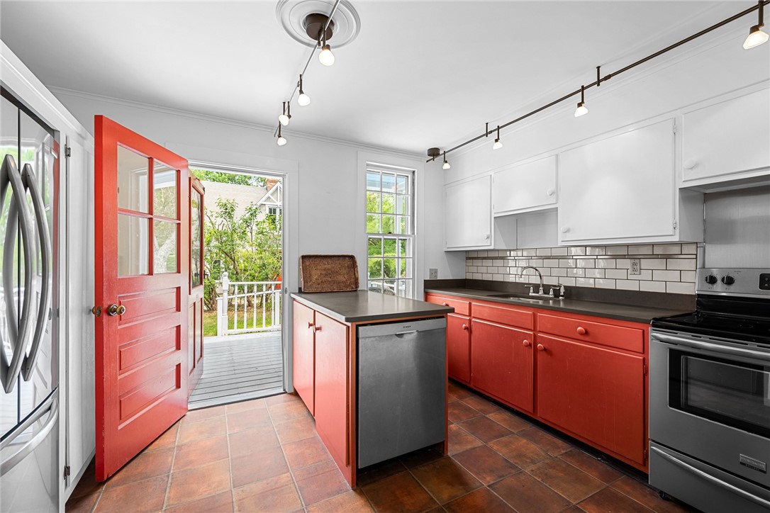 51 Old Harbor Road