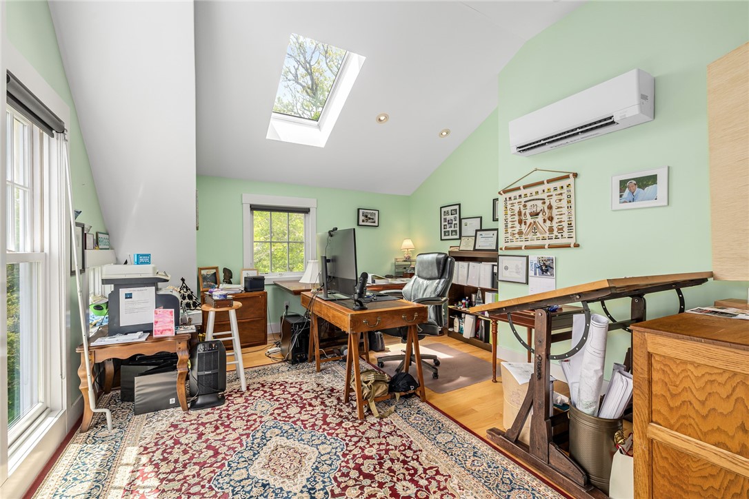 6 Moorings Way