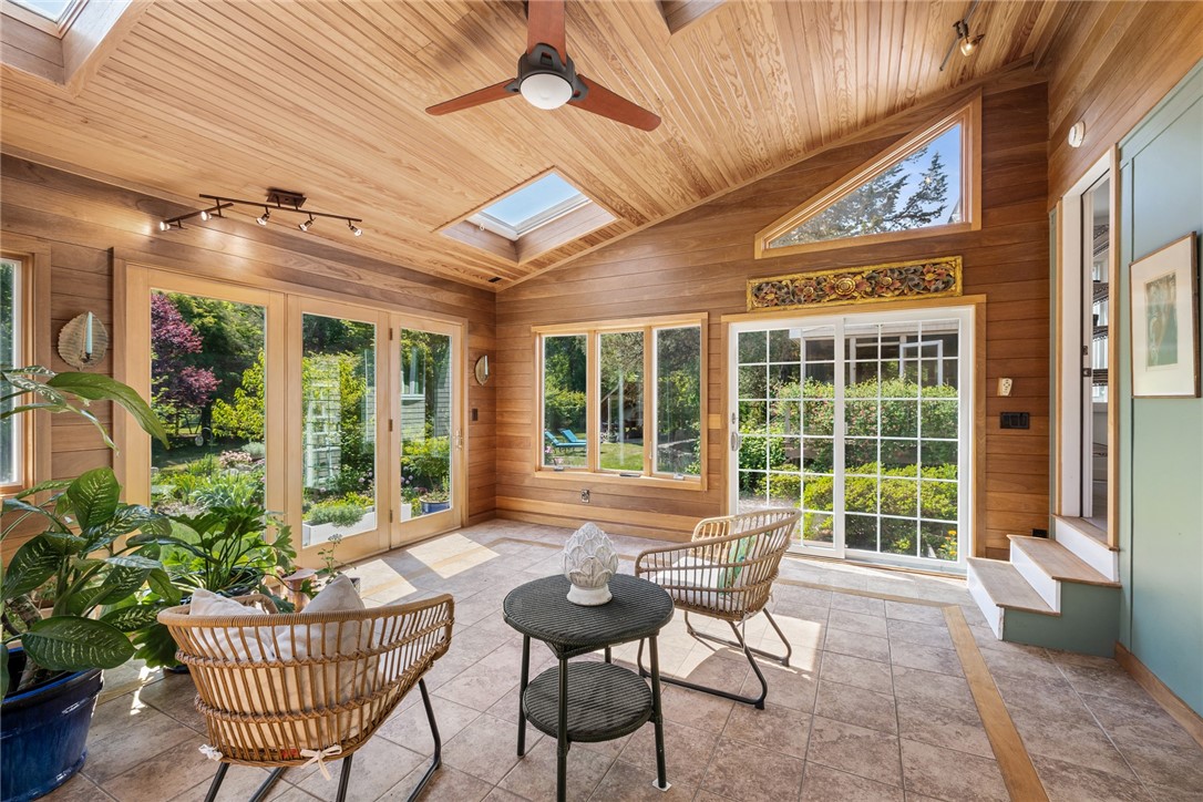 517 Lake Road
