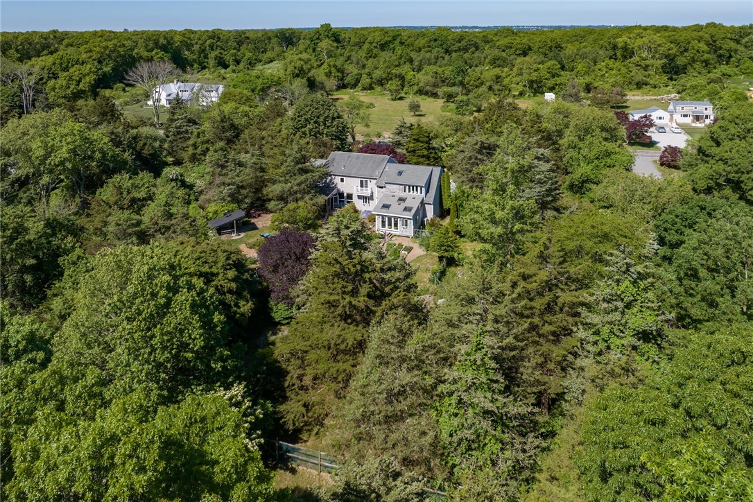 517 Lake Road