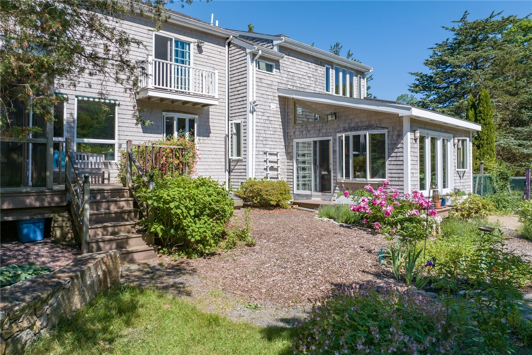 517 Lake Road