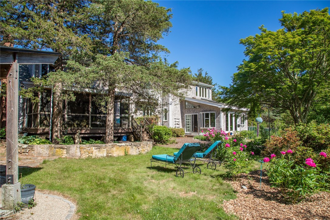 517 Lake Road