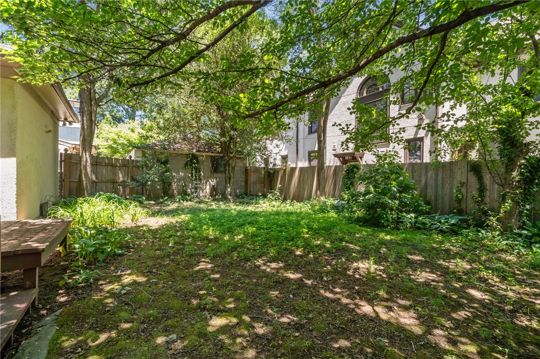 11 Grotto Avenue