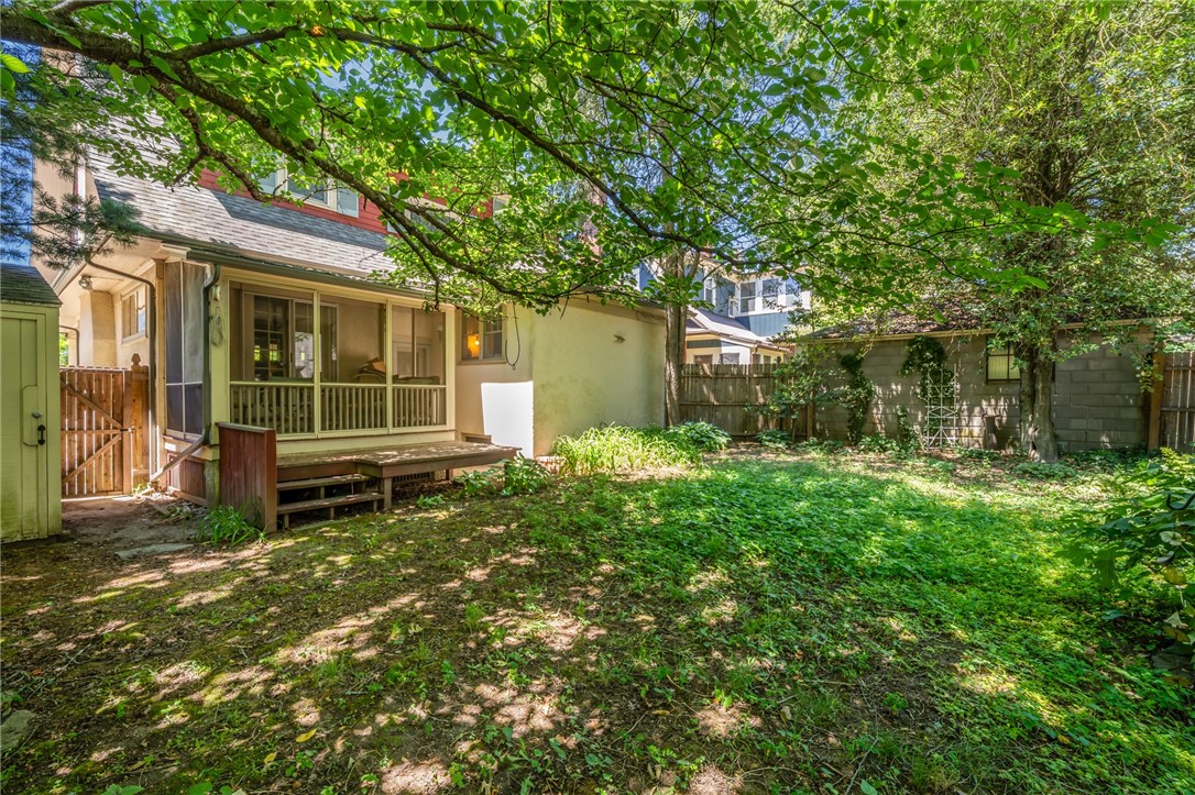 11 Grotto Avenue