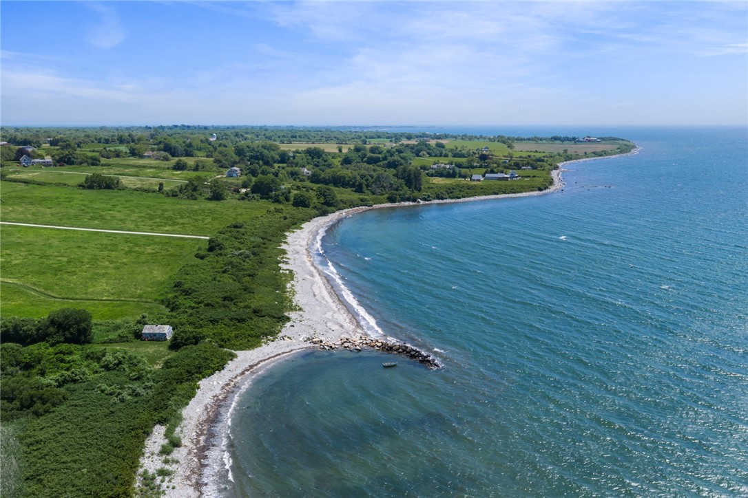 6 Bay Farm Lane