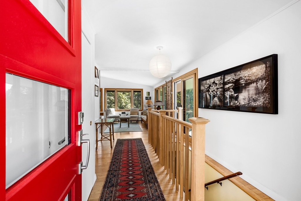1404 Drift Road