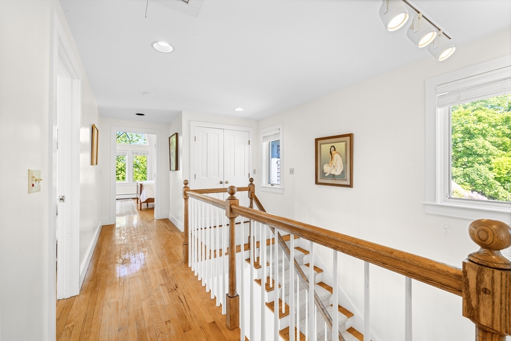 185 Howland