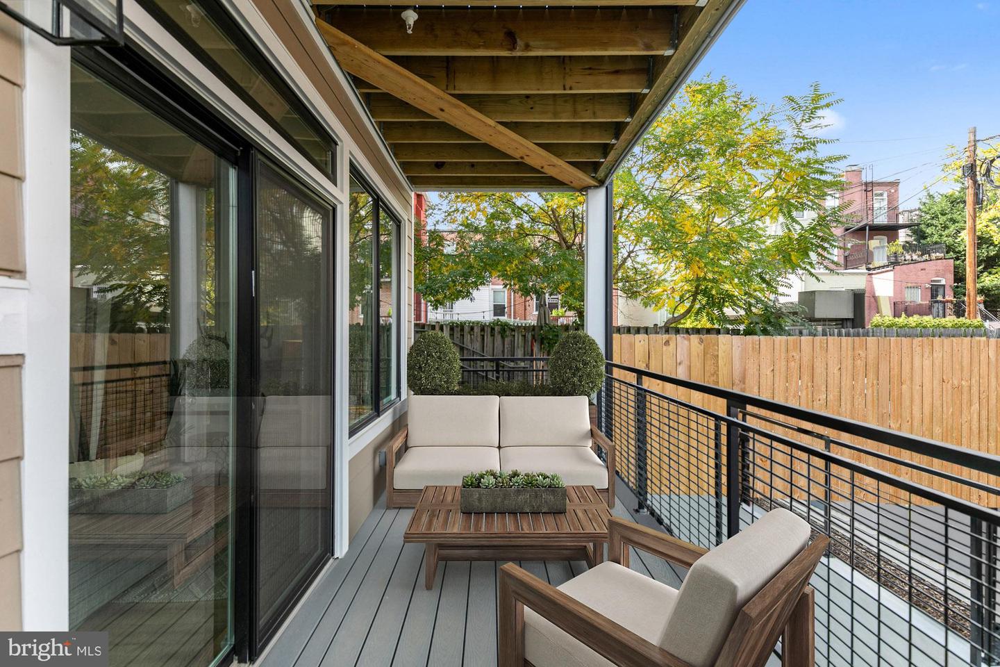 1435 Clifton St NW #4